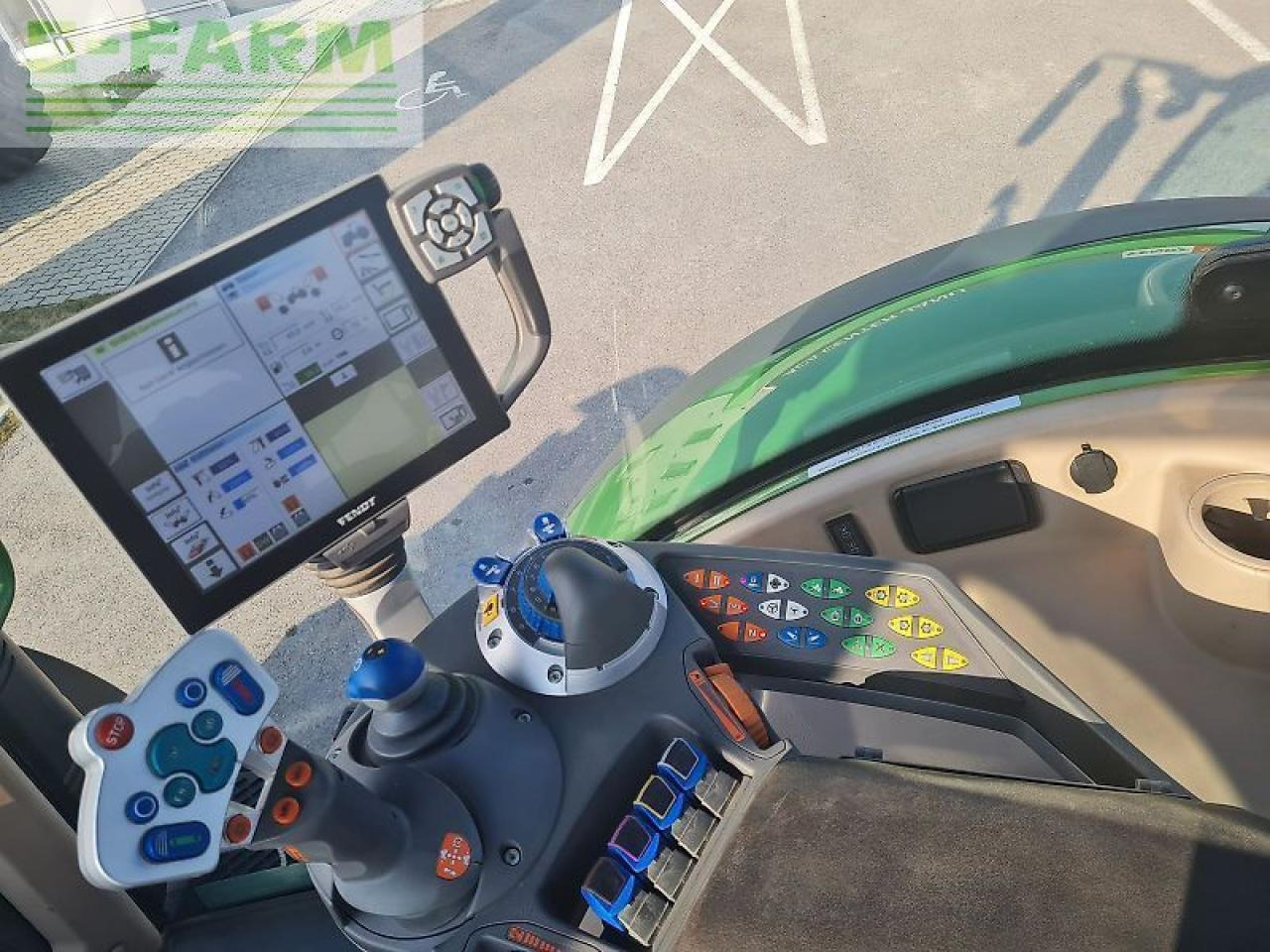 Fendt 724 vario - Farm tractor: picture 2 Fendt 724 vario - Farm tractor: picture 2