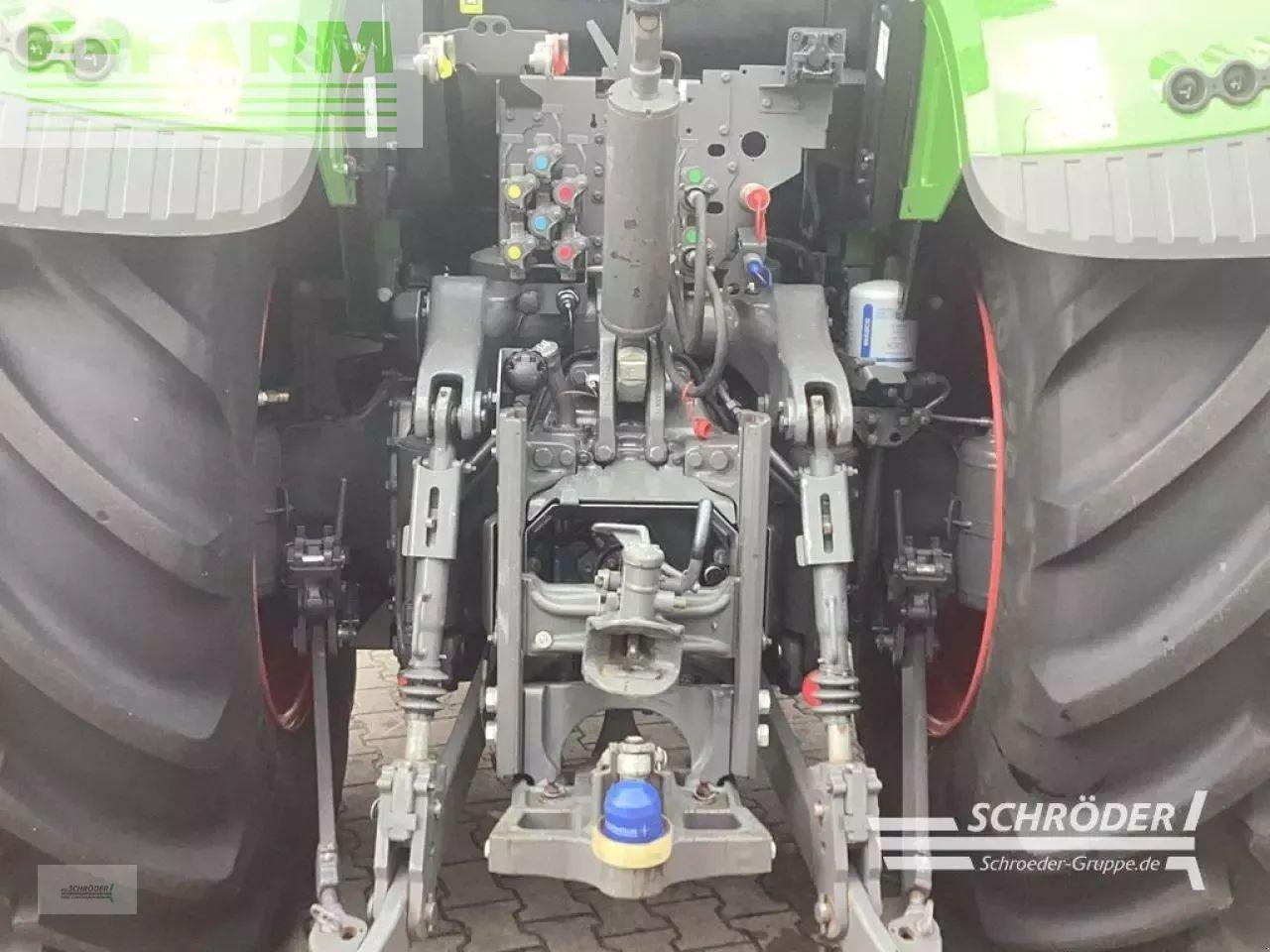 Farm tractor Fendt 724 vario gen6 profi plus ProfiPlus: picture 17