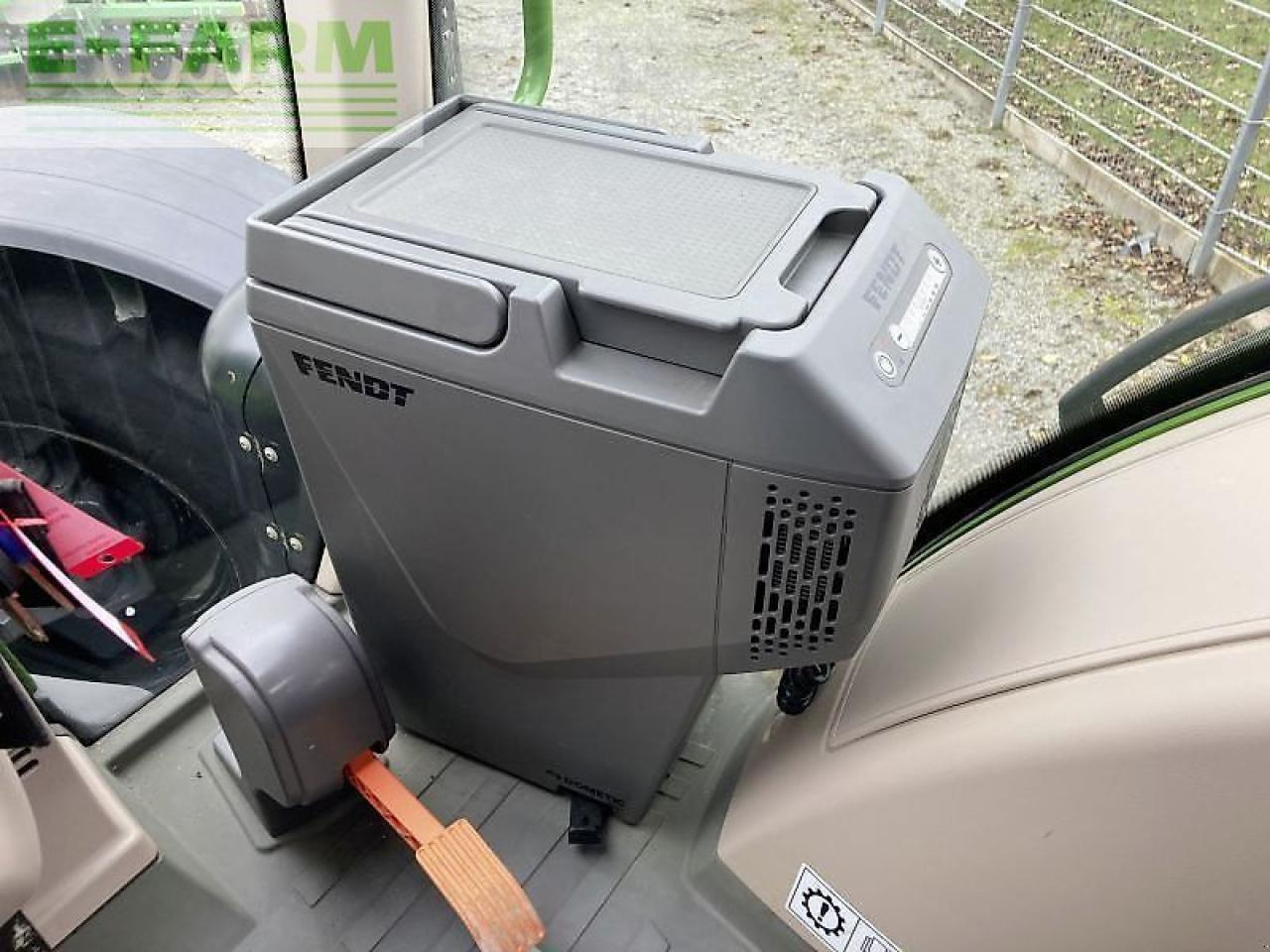 Farm tractor Fendt 728 vario gen7: picture 16