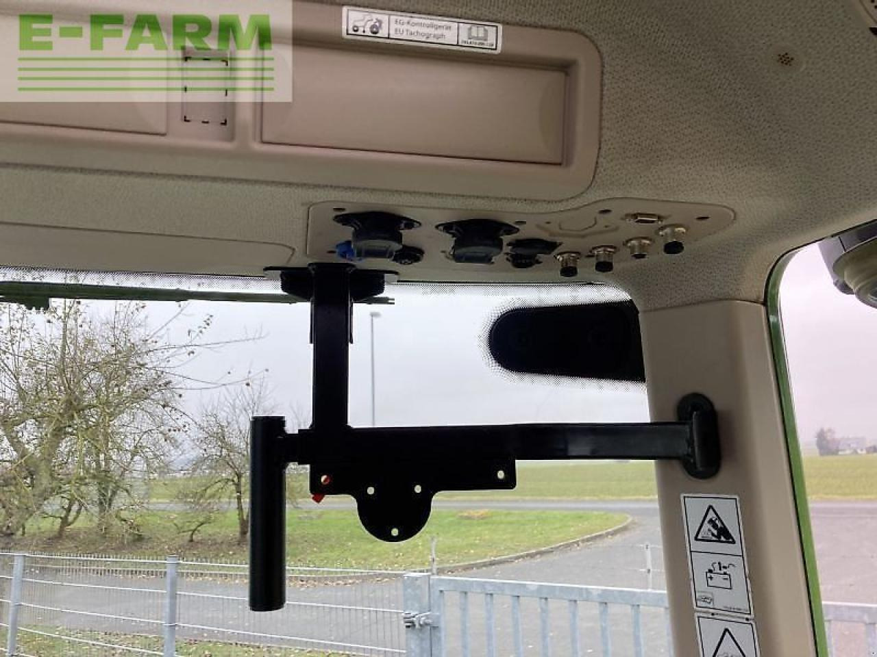 Farm tractor Fendt 728 vario gen7: picture 18