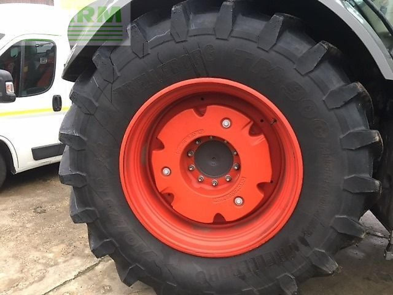 Farm tractor Fendt 828: picture 6