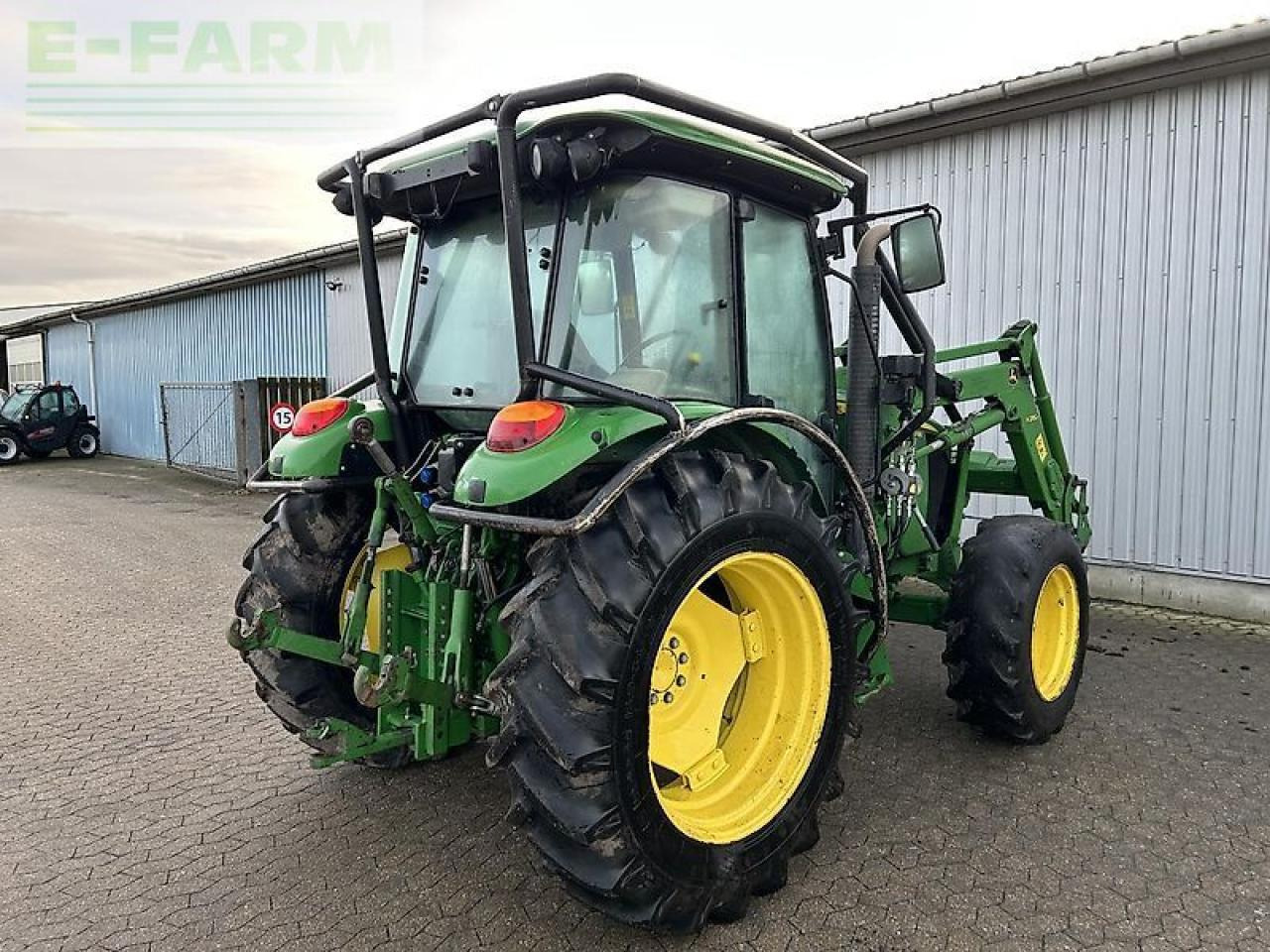 Farm tractor John Deere 5100m: picture 14