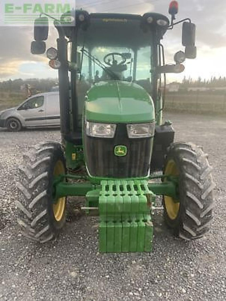 John Deere 5100r - Farm tractor: picture 3 John Deere 5100r - Farm tractor: picture 3