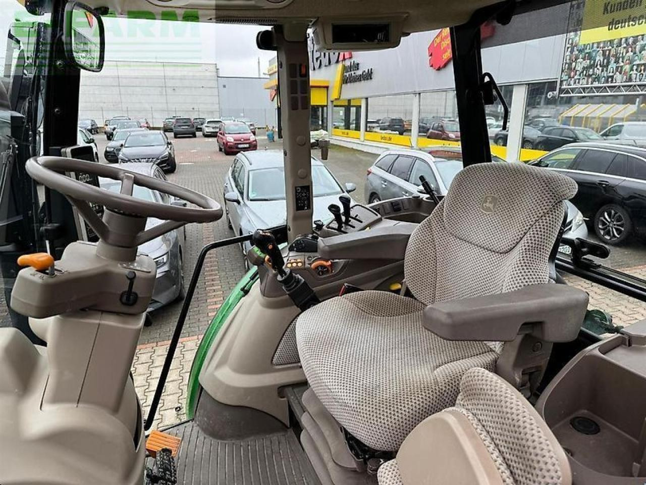 Farm tractor John Deere 5125r: picture 10