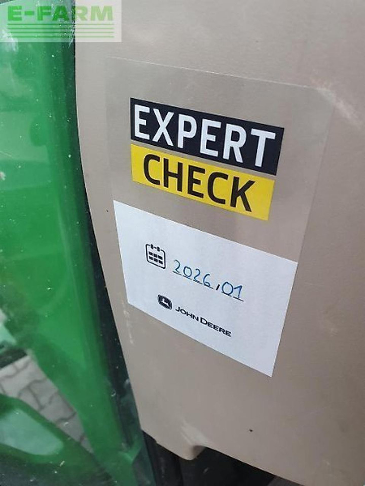 Farm tractor John Deere 5125r: picture 14