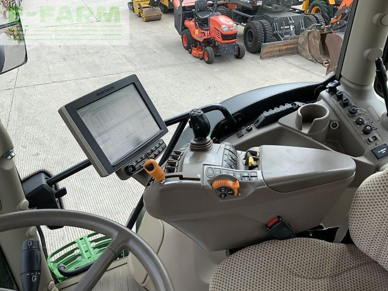 Farm tractor John Deere 6175r tractor (st24009): picture 21