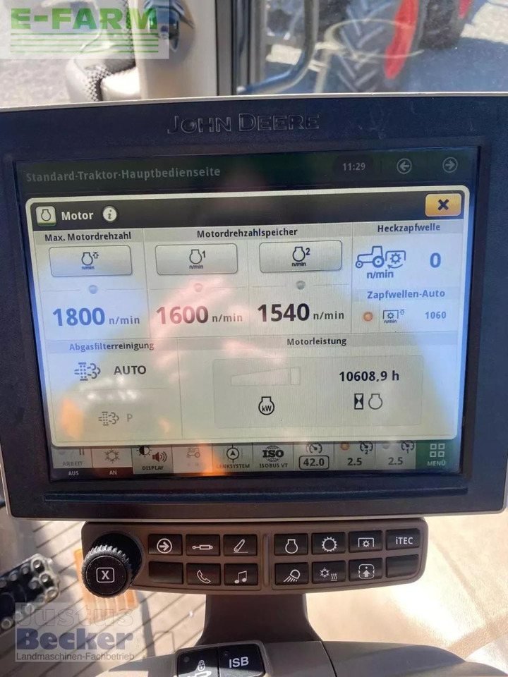 Farm tractor John Deere 6250r: picture 14