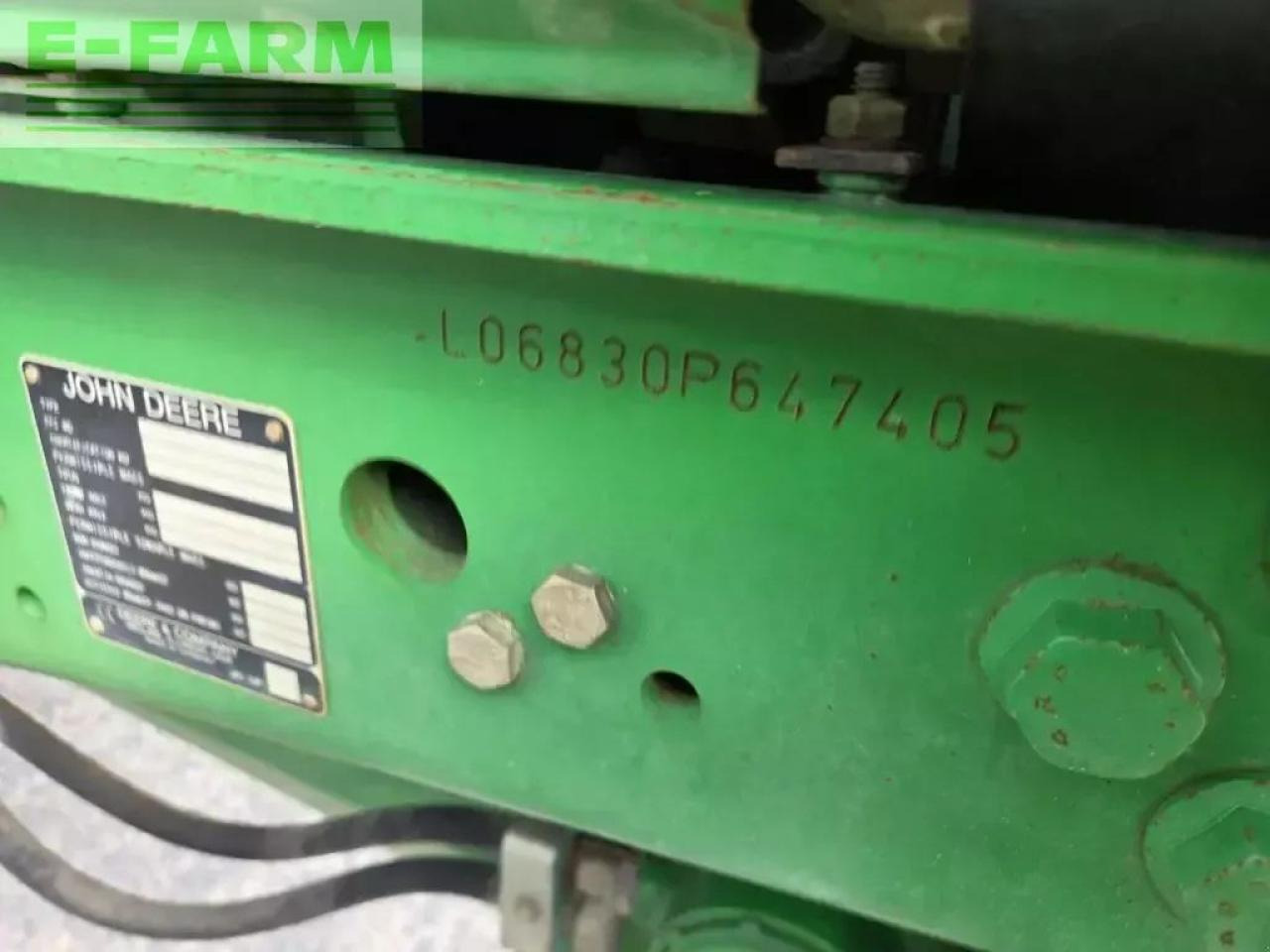 John Deere 6830 premium - Farm tractor: picture 2 John Deere 6830 premium - Farm tractor: picture 2