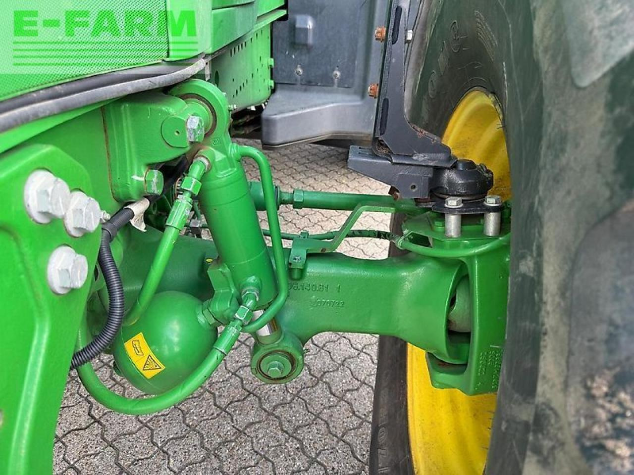 Farm tractor John Deere 6r 250: picture 13