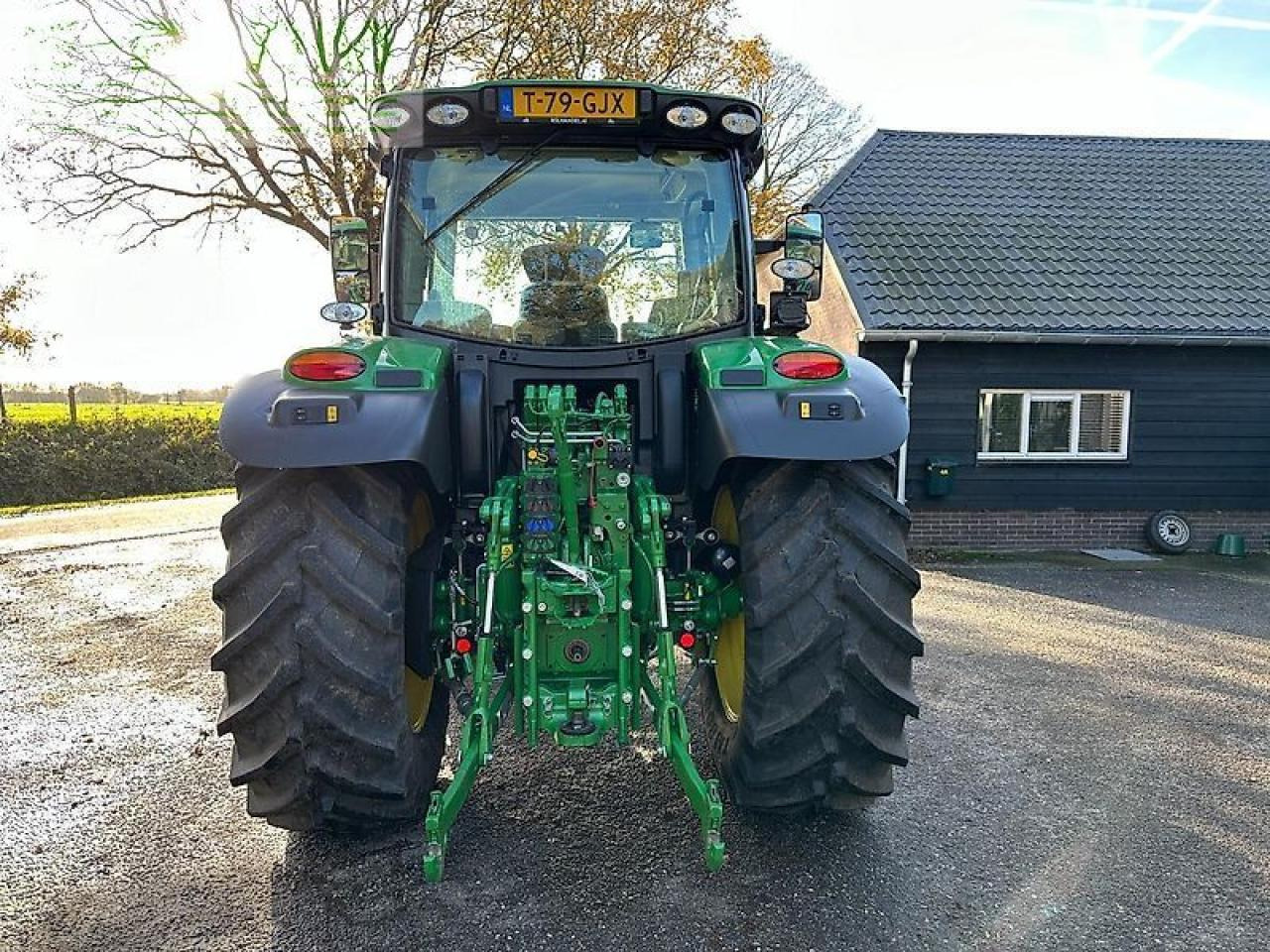 John Deere 6r130 ap-50 km/h at-ready - Farm tractor: picture 4 John Deere 6r130 ap-50 km/h at-ready - Farm tractor: picture 4