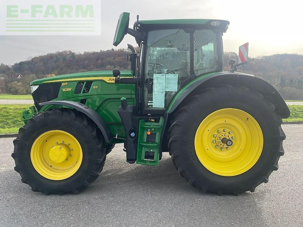 John Deere 6r155 / 6r 155 - Farm tractor: picture 2 John Deere 6r155 / 6r 155 - Farm tractor: picture 2