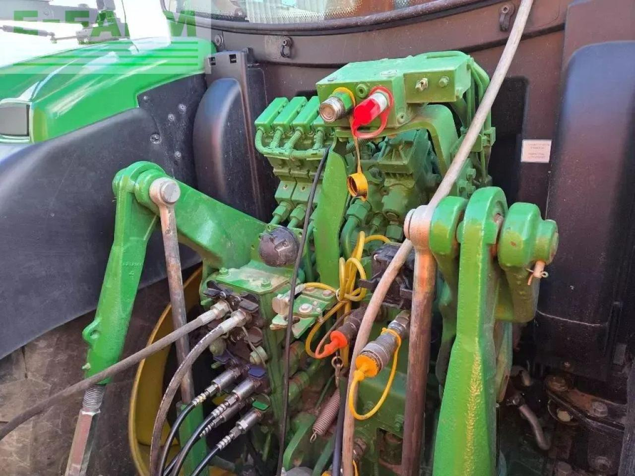 John Deere 6r155 - Farm tractor: picture 2 John Deere 6r155 - Farm tractor: picture 2