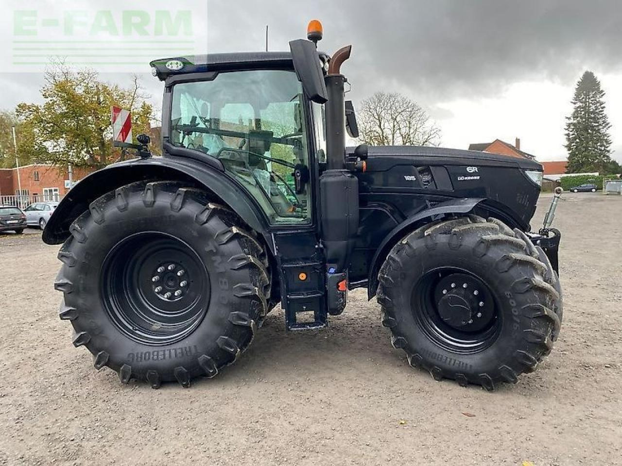 John Deere 6r185 black-edition - Farm tractor: picture 3 John Deere 6r185 black-edition - Farm tractor: picture 3