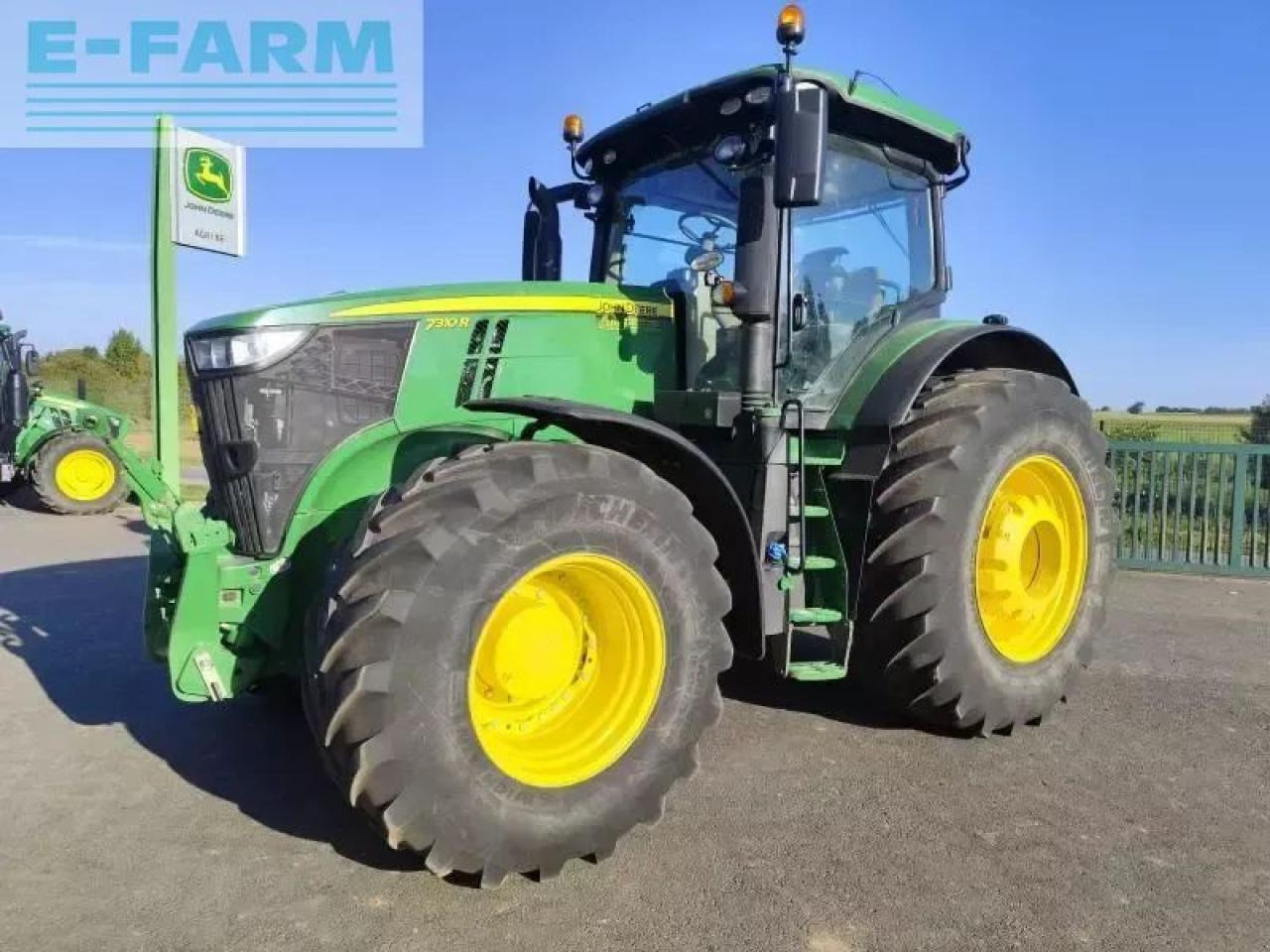 John Deere 7310r - Farm tractor: picture 1 John Deere 7310r - Farm tractor: picture 1