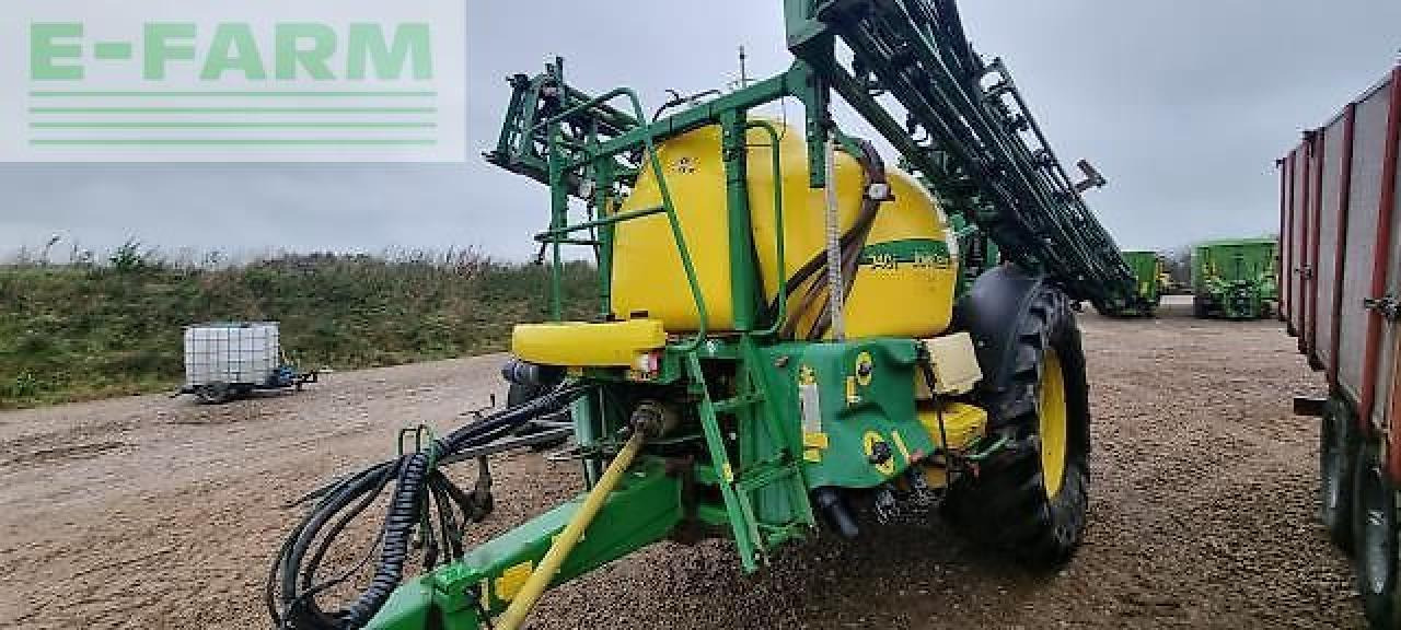 John Deere 740i 20/28m - Trailed sprayer: picture 1 John Deere 740i 20/28m - Trailed sprayer: picture 1