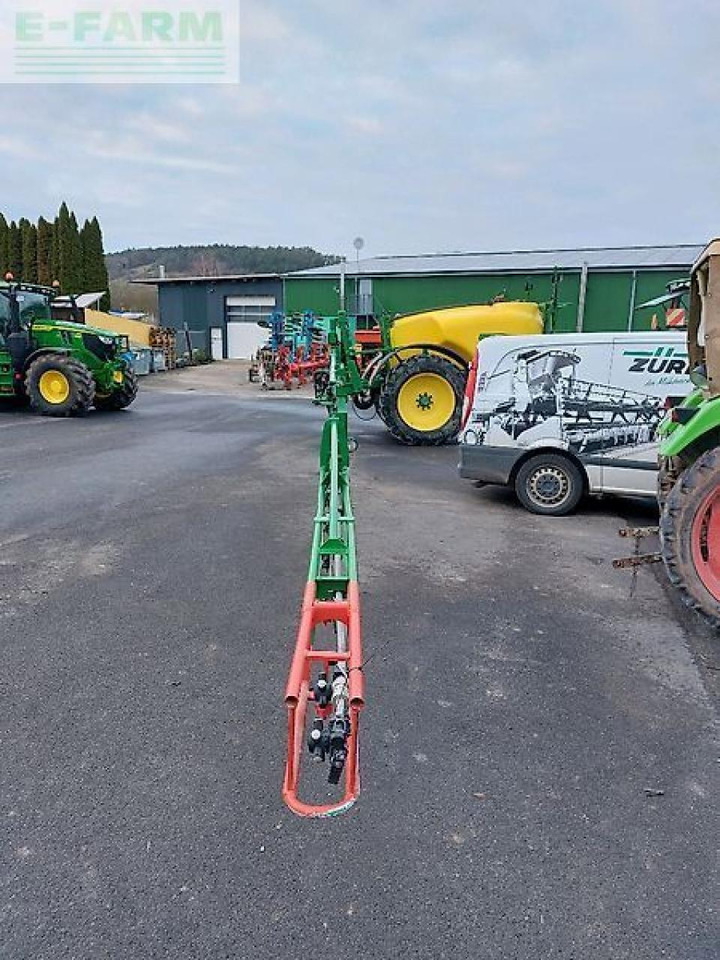 Trailed sprayer John Deere 740i: picture 24