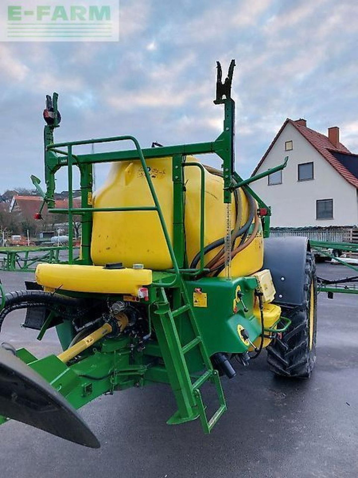 Trailed sprayer John Deere 740i: picture 13