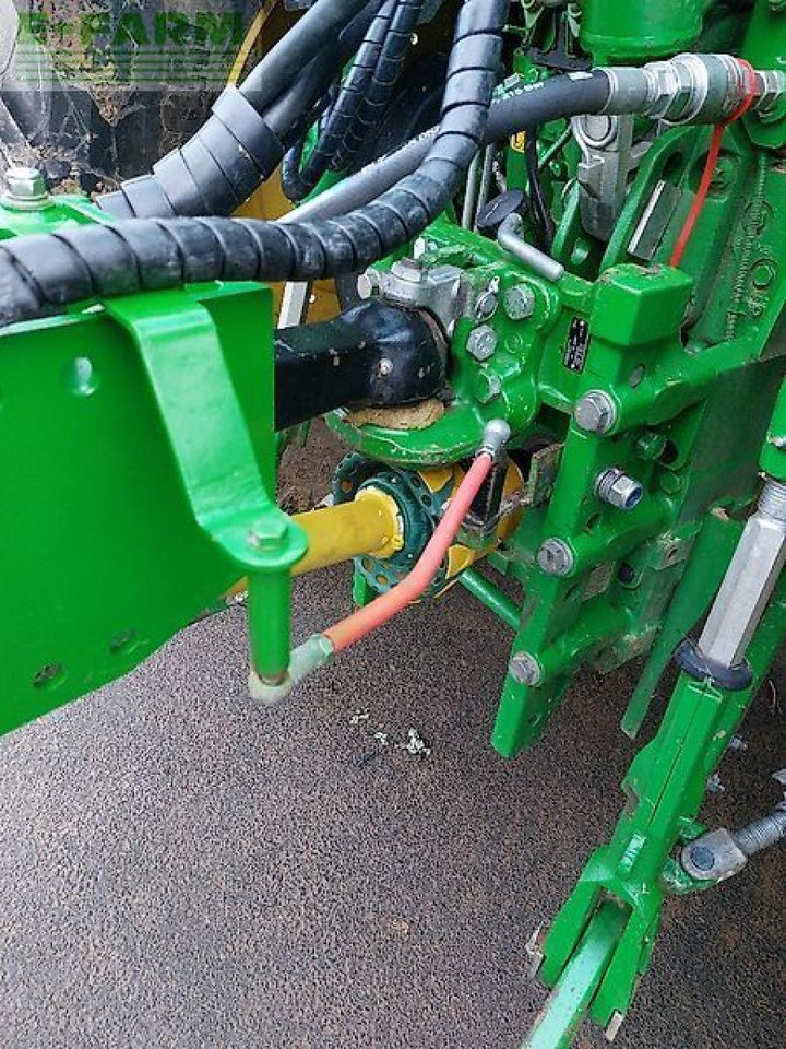 Trailed sprayer John Deere 740i: picture 8