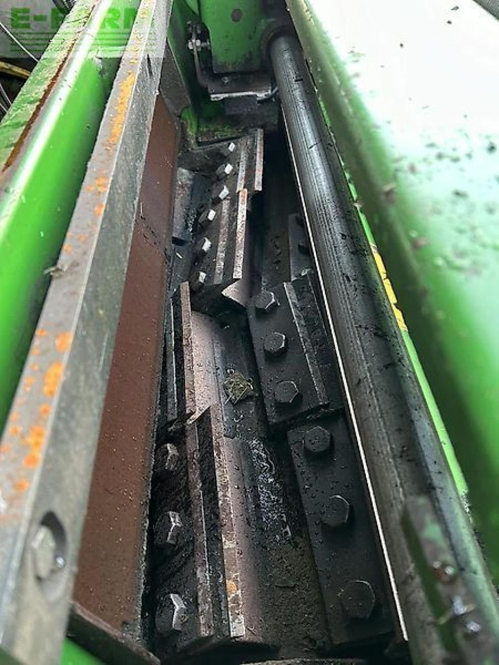 Farm tractor John Deere 7700: picture 7