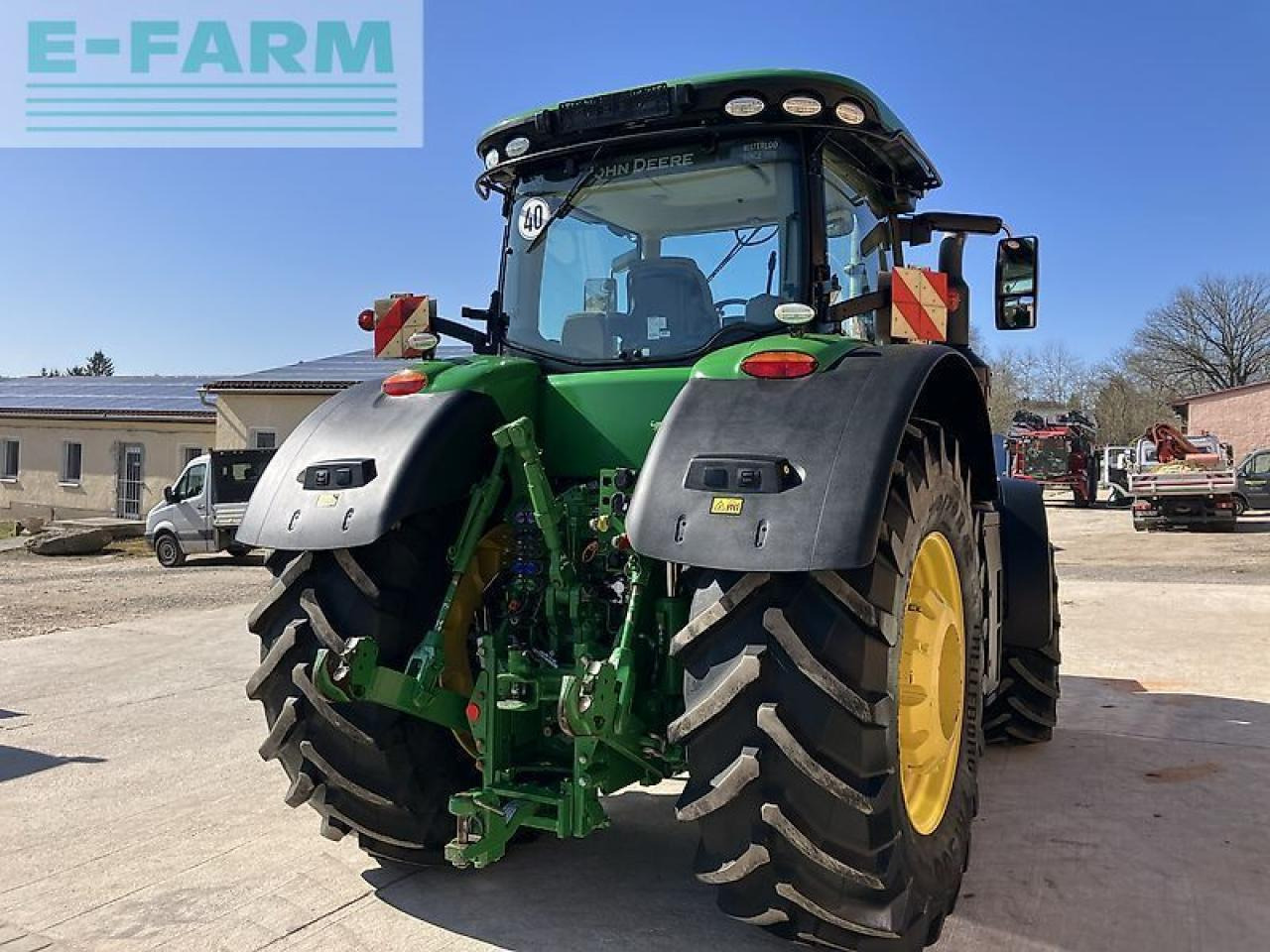 Farm tractor John Deere 8400r: picture 11