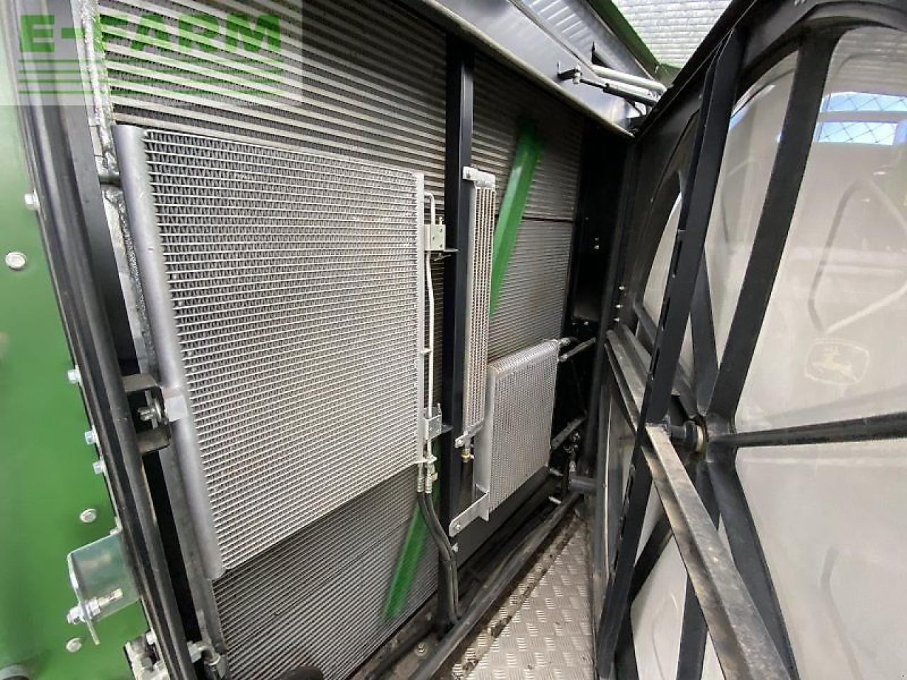 Forage harvester John Deere 8500: picture 18