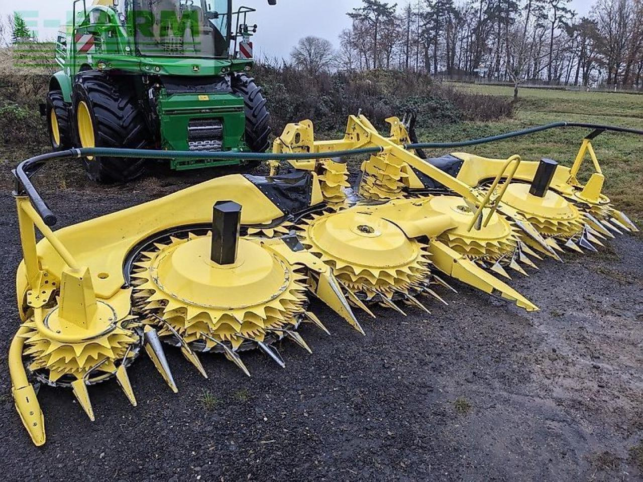 Forage harvester John Deere 8600i: picture 16