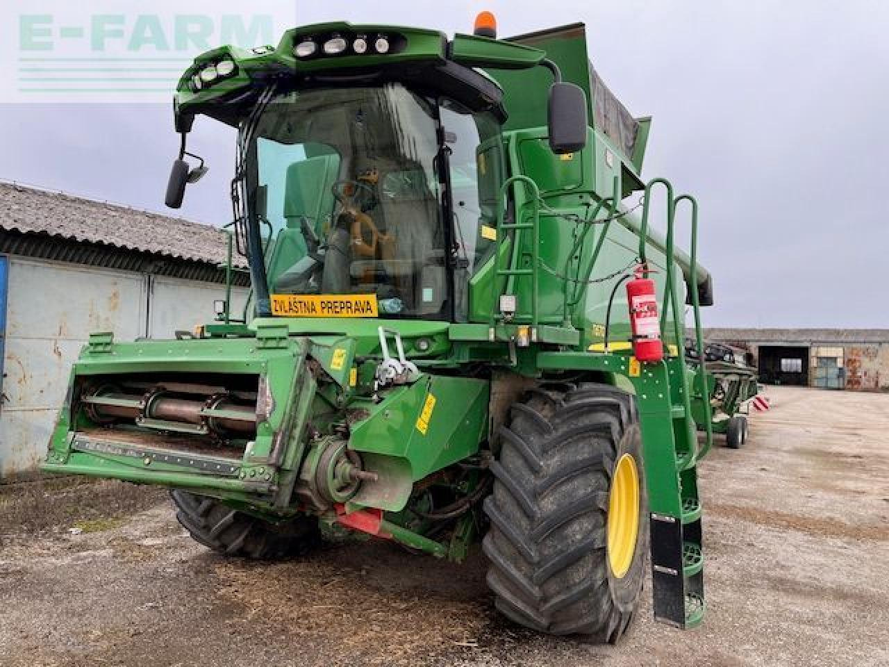 John Deere T670 - Combine harvester: picture 3 John Deere T670 - Combine harvester: picture 3