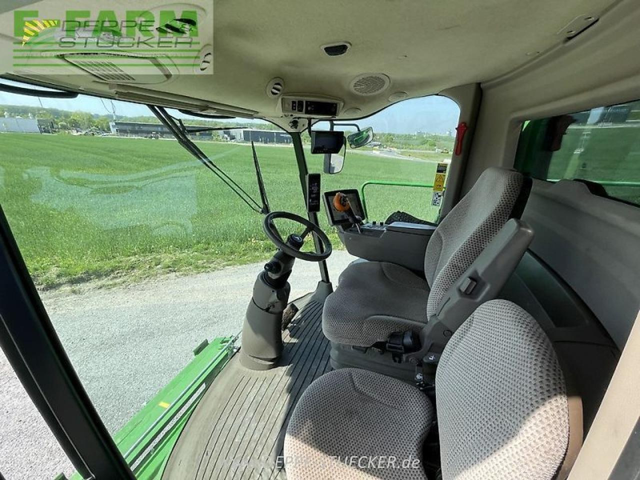 John Deere t560i hillmaster - Combine harvester: picture 5 John Deere t560i hillmaster - Combine harvester: picture 5