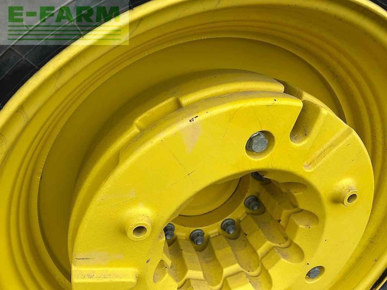 Farm tractor John Deere traktor 6215r: picture 10 Farm tractor John Deere traktor 6215r: picture 10