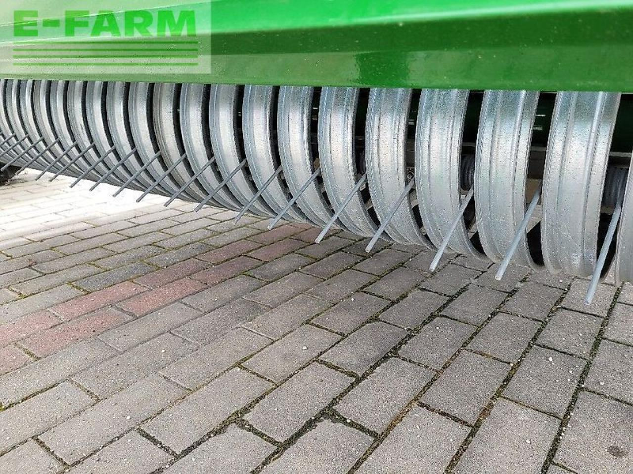 Square baler John Deere v451m: picture 6