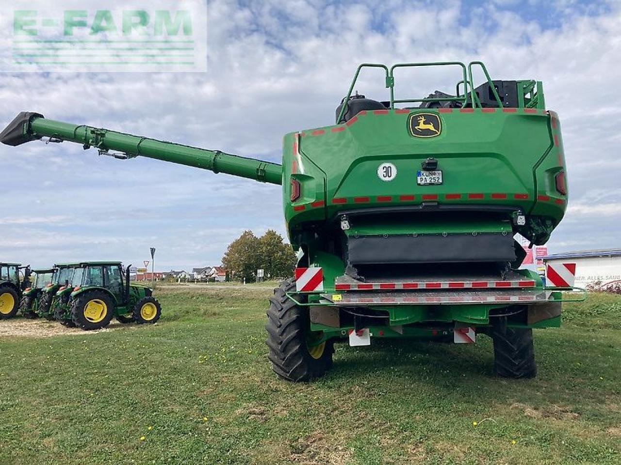Combine harvester John Deere x9 1100: picture 6 Combine harvester John Deere x9 1100: picture 6