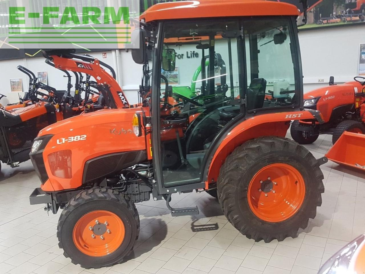 Kubota l1-382 h - Farm tractor: picture 3 Kubota l1-382 h - Farm tractor: picture 3