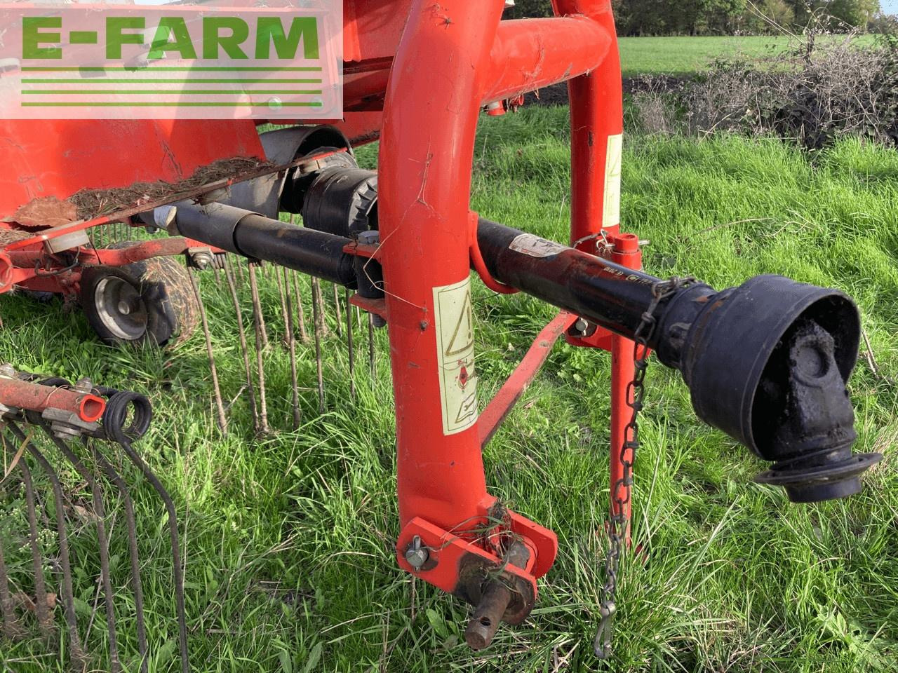 Kuhn ga 4521 gm - Tedder/ Rake: picture 2 Kuhn ga 4521 gm - Tedder/ Rake: picture 2