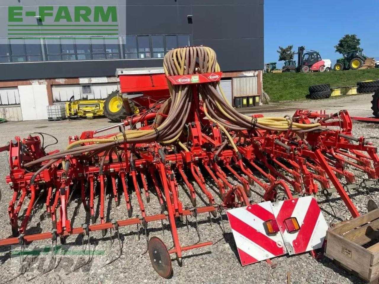 Kuhn hr5004dr + venta tf 702 - Combine seed drill: picture 3 Kuhn hr5004dr + venta tf 702 - Combine seed drill: picture 3