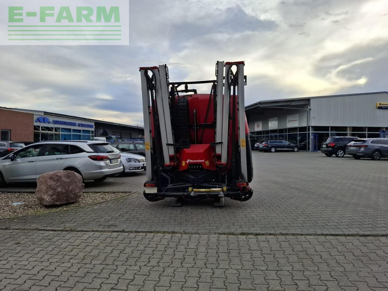 Kverneland ixter b18 - Trailed sprayer: picture 3 Kverneland ixter b18 - Trailed sprayer: picture 3