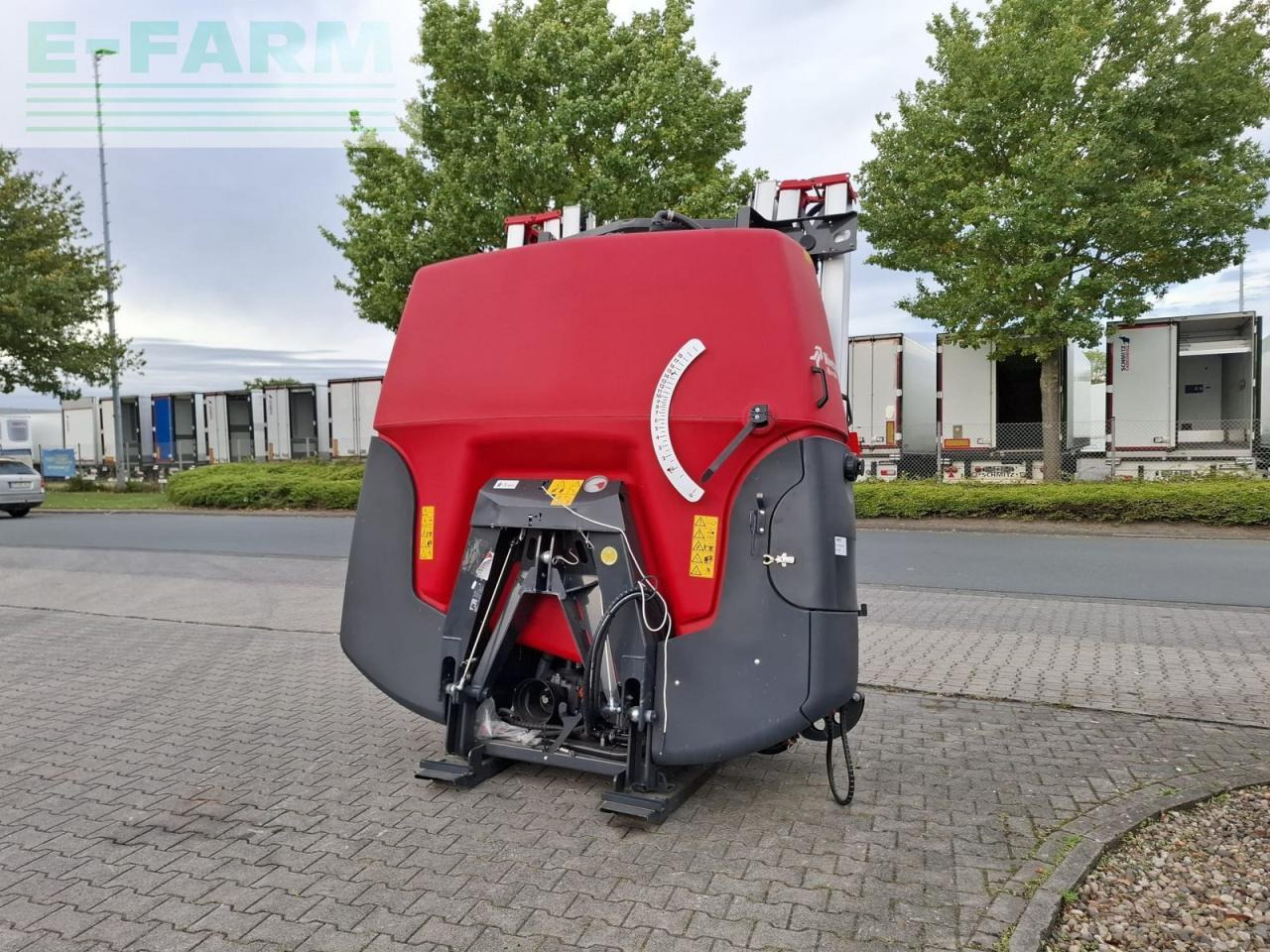 Kverneland ixter b18 - Trailed sprayer: picture 4 Kverneland ixter b18 - Trailed sprayer: picture 4