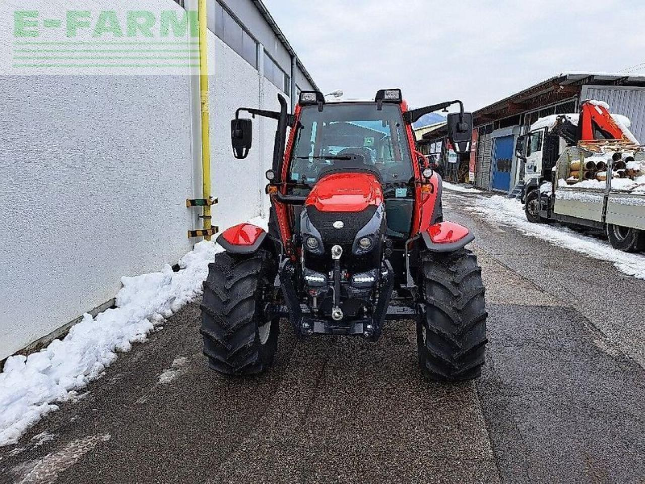 Lindner lintrac 75ls - Farm tractor: picture 3 Lindner lintrac 75ls - Farm tractor: picture 3
