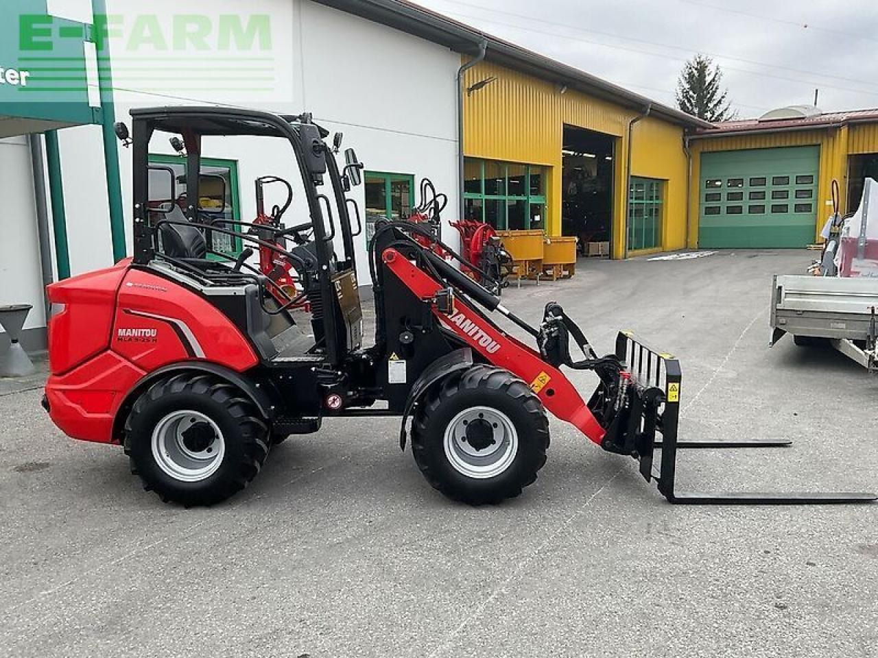 Mini excavator Manitou mla 3-25 h: picture 6