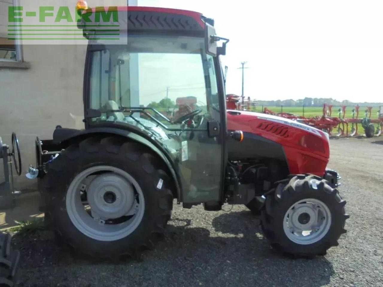 McCormick x2.055 - Farm tractor: picture 4 McCormick x2.055 - Farm tractor: picture 4