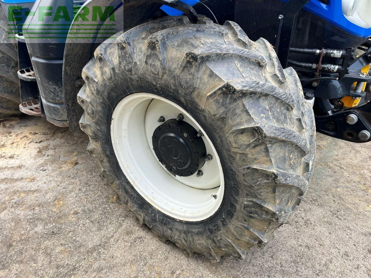 Farm tractor New Holland T5.120 EC EC: picture 10