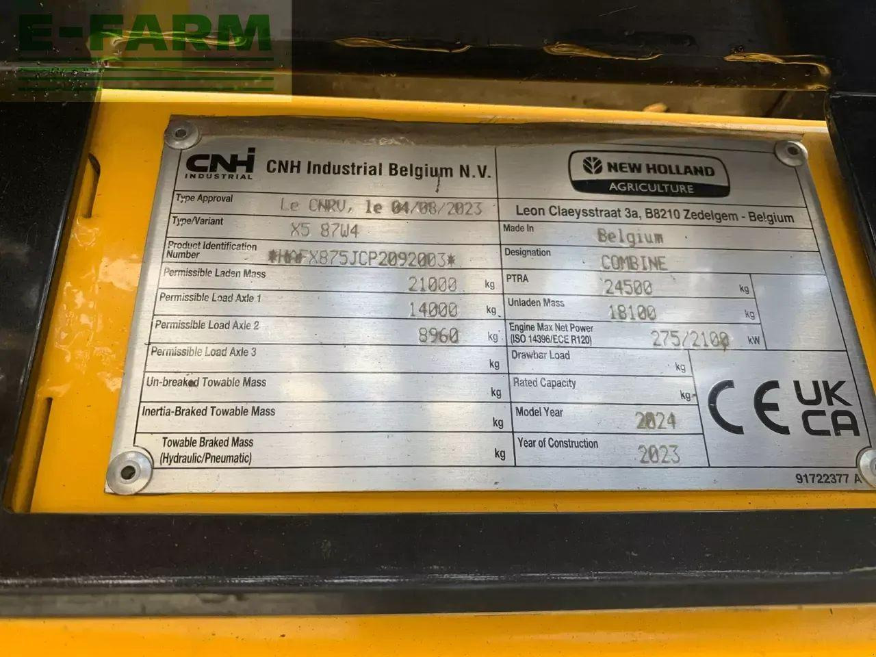 Combine harvester New Holland cx 8.70: picture 7