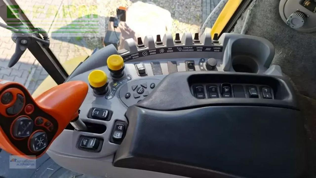Combine harvester New Holland cx 840: picture 7