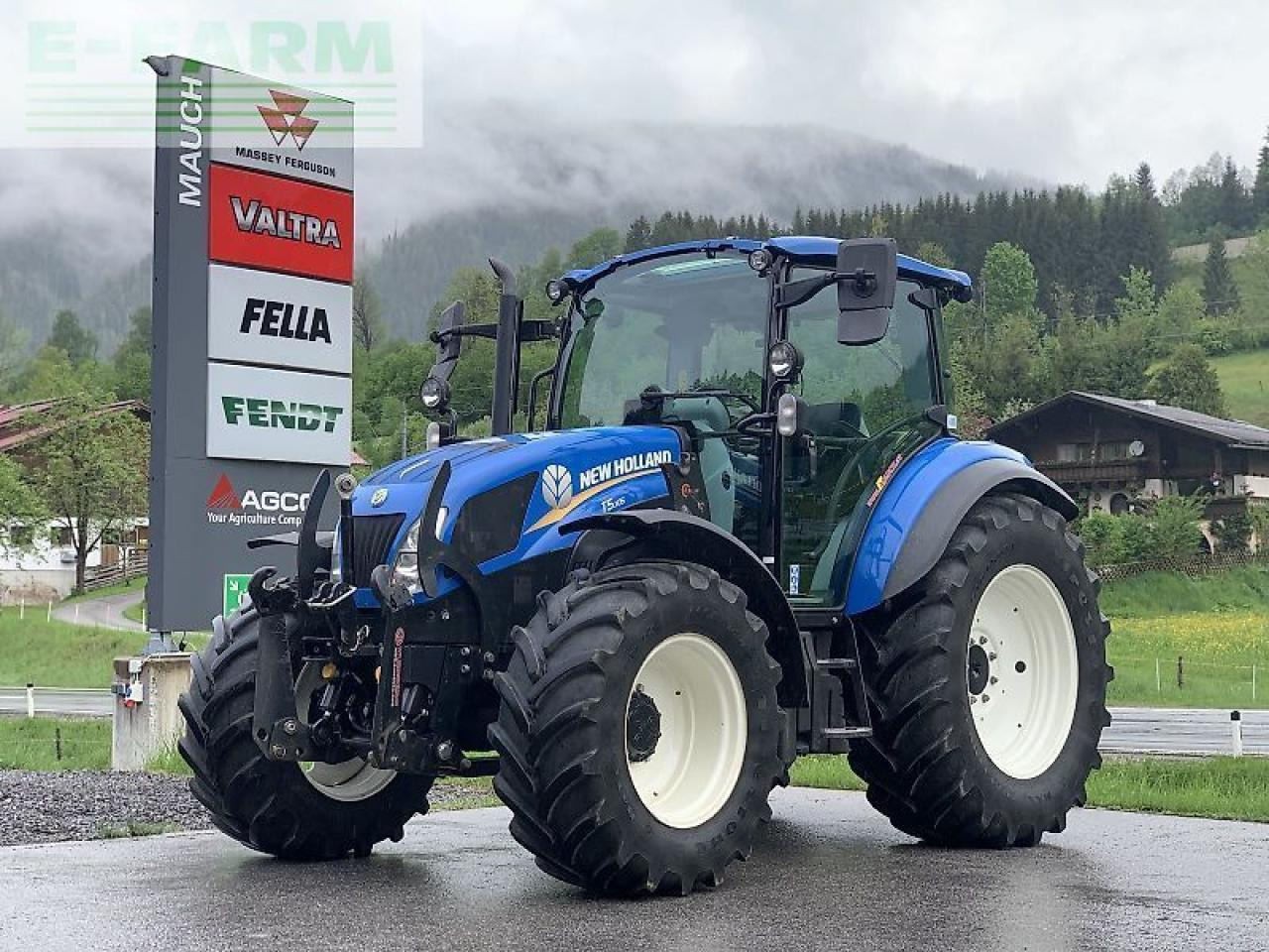 New Holland t 5.105 - Farm tractor: picture 1 New Holland t 5.105 - Farm tractor: picture 1