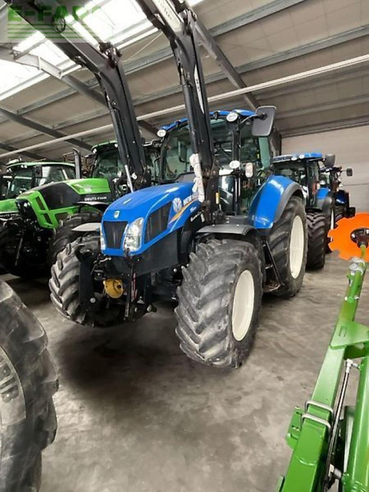New Holland t 5.105 electro command - Farm tractor: picture 1 New Holland t 5.105 electro command - Farm tractor: picture 1