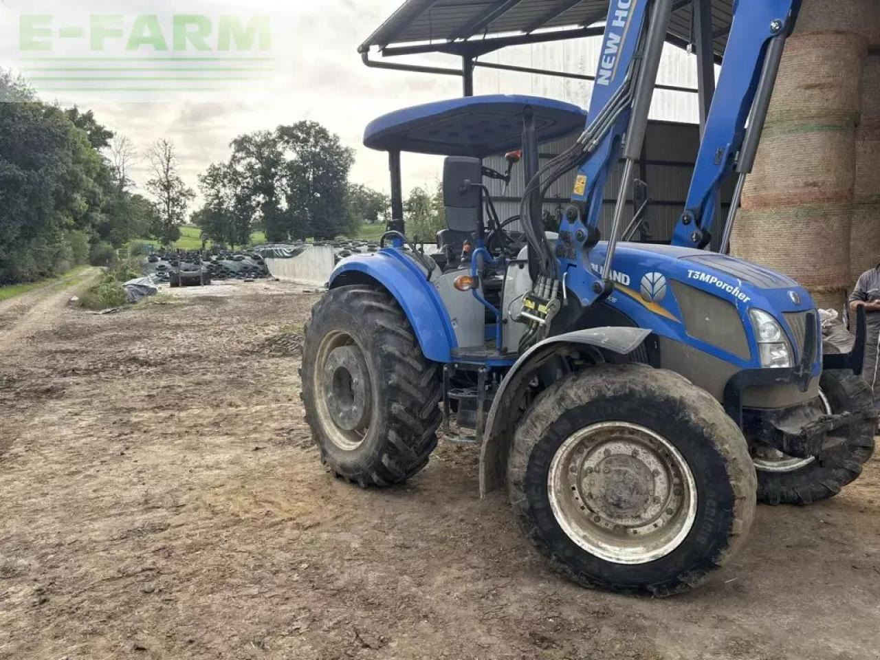 New Holland t5 105 arceau - Farm tractor: picture 1 New Holland t5 105 arceau - Farm tractor: picture 1