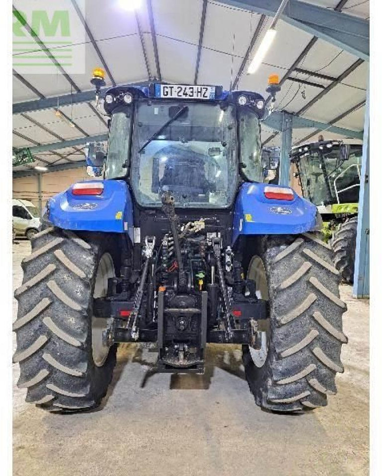 New Holland t5.110 - Farm tractor: picture 5 New Holland t5.110 - Farm tractor: picture 5