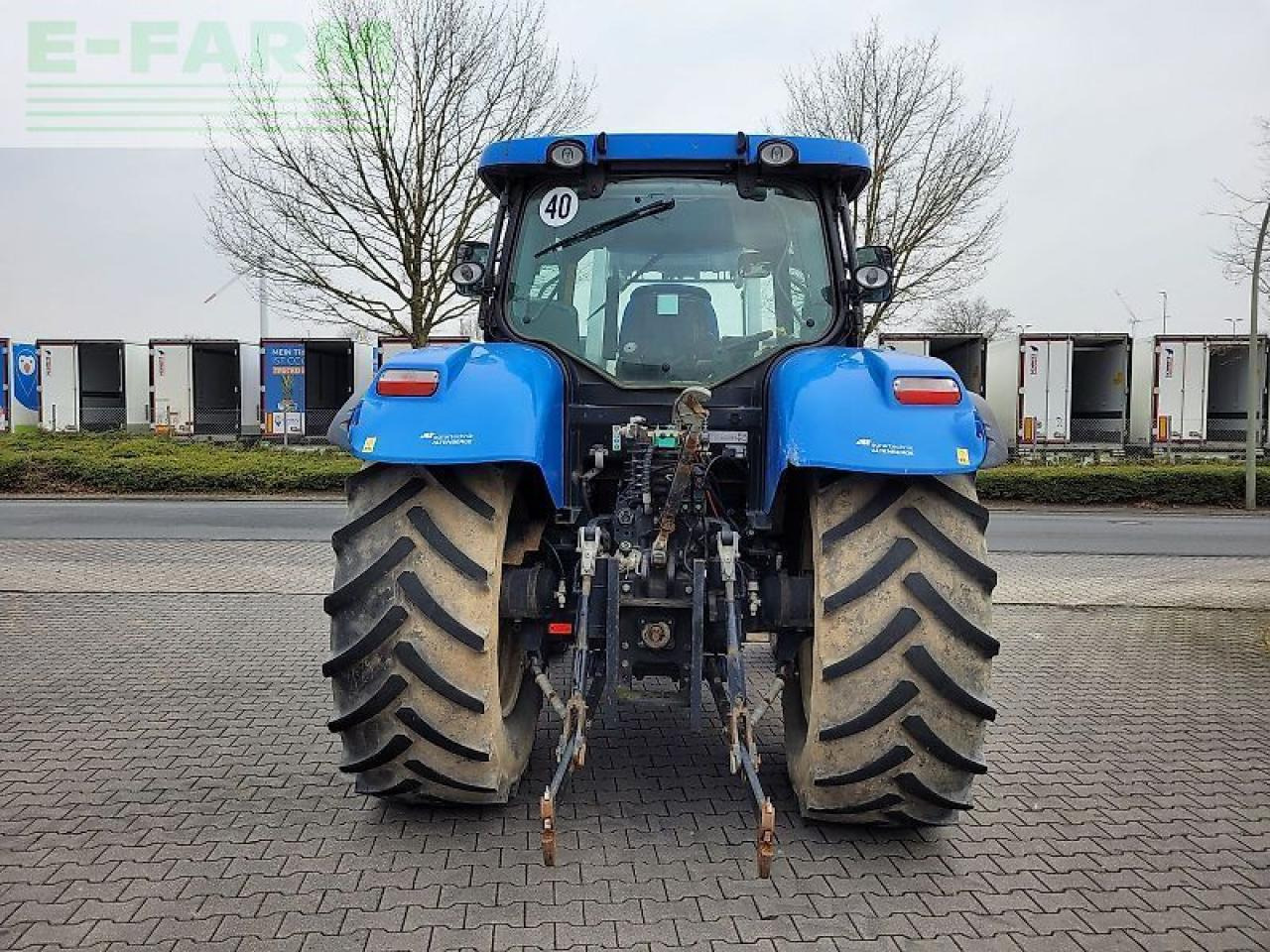 New Holland t6070 elite Elite - Farm tractor: picture 5 New Holland t6070 elite Elite - Farm tractor: picture 5