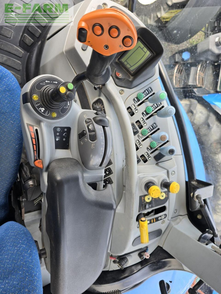 Farm tractor New Holland t6080 range & power command: picture 14