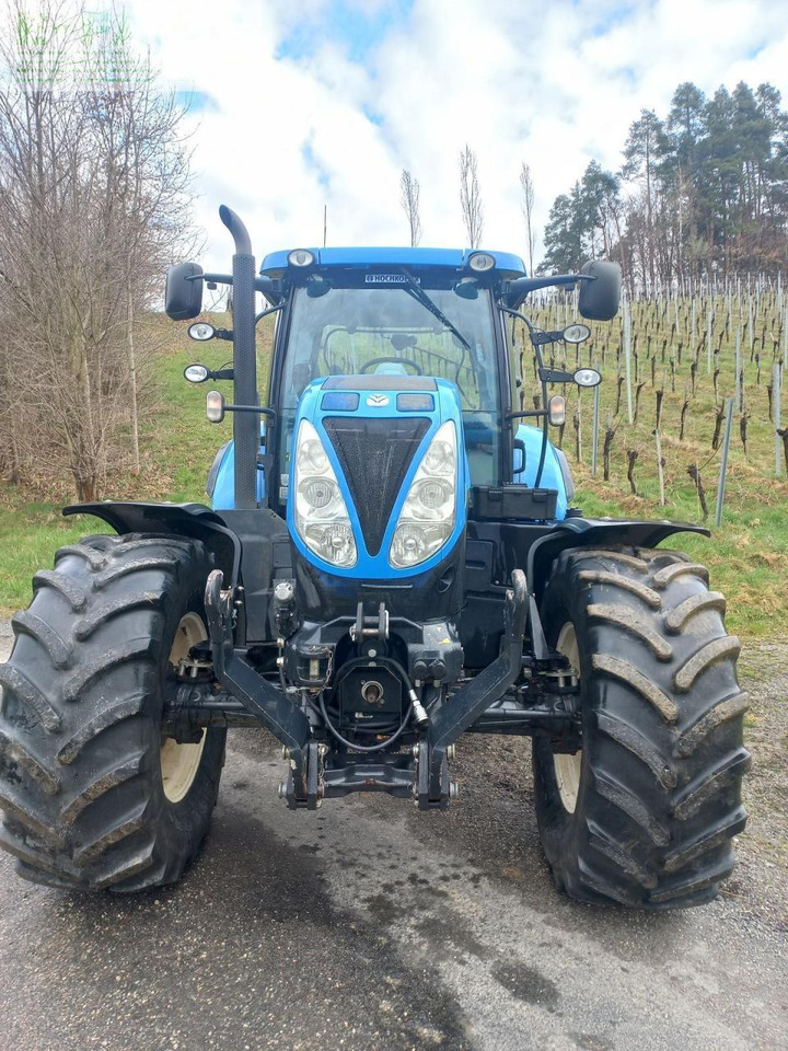 New Holland t7.185 auto command - Farm tractor: picture 2 New Holland t7.185 auto command - Farm tractor: picture 2