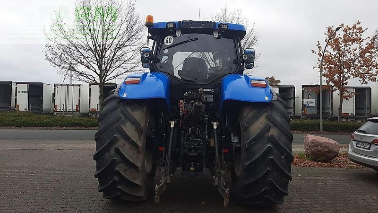 New Holland t7.220 ac - Farm tractor: picture 5 New Holland t7.220 ac - Farm tractor: picture 5
